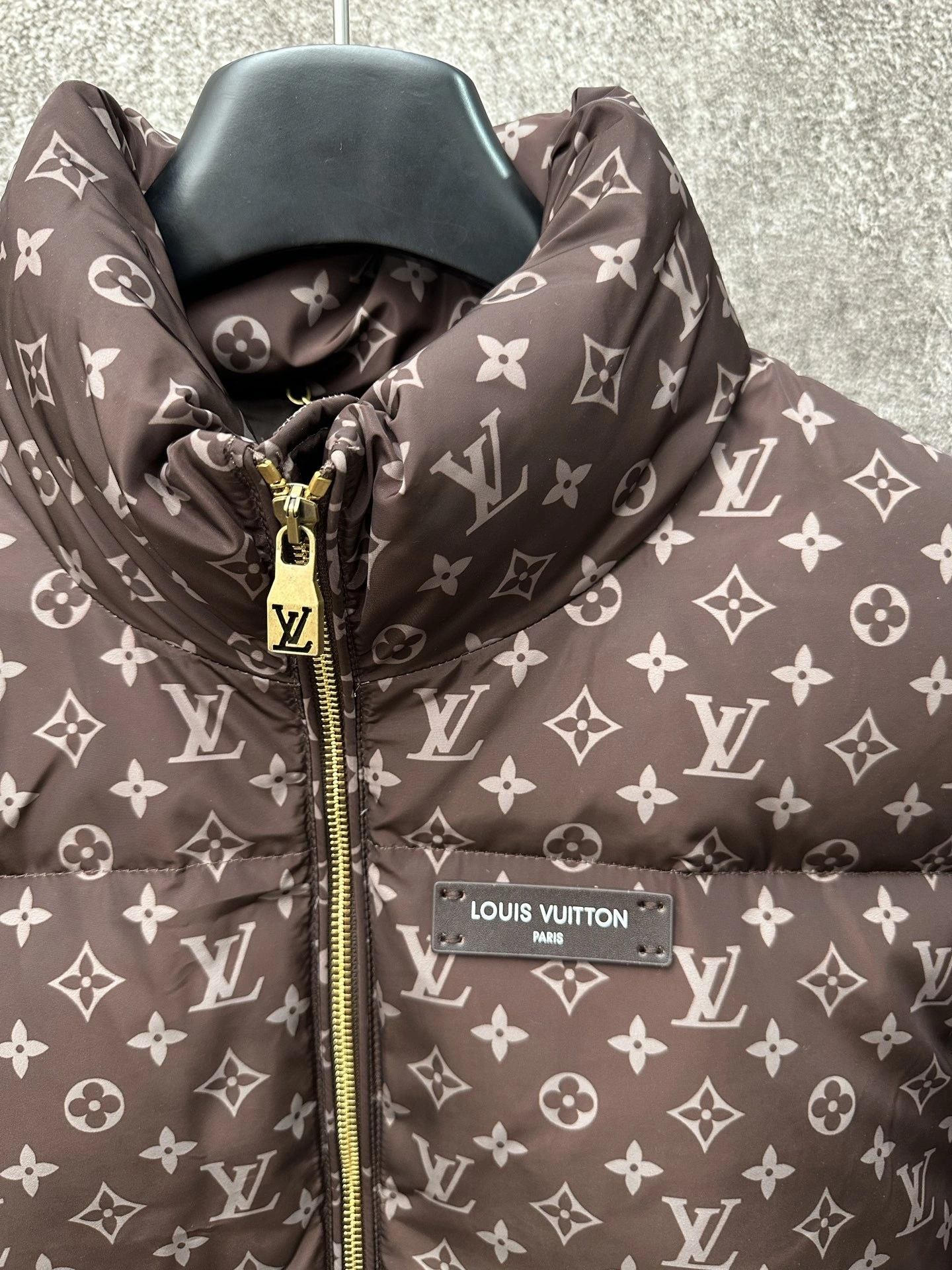 wg.luxury-- 8V Down jacket item: E-F431J1718